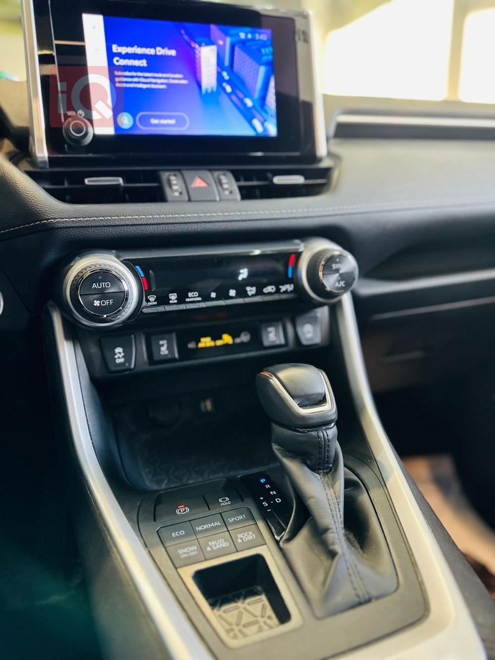 تويوتا راف 4